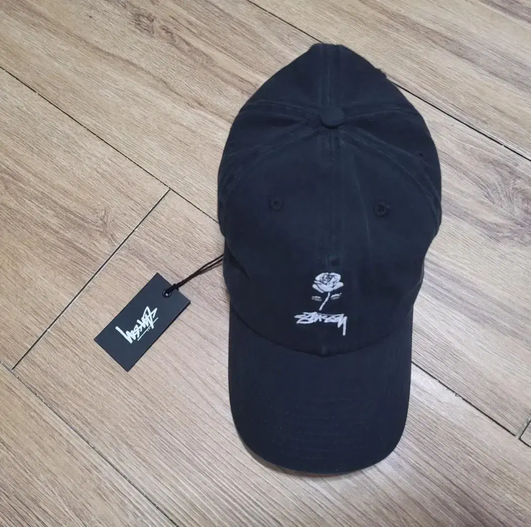 Stussy 로즈 캡 새상품